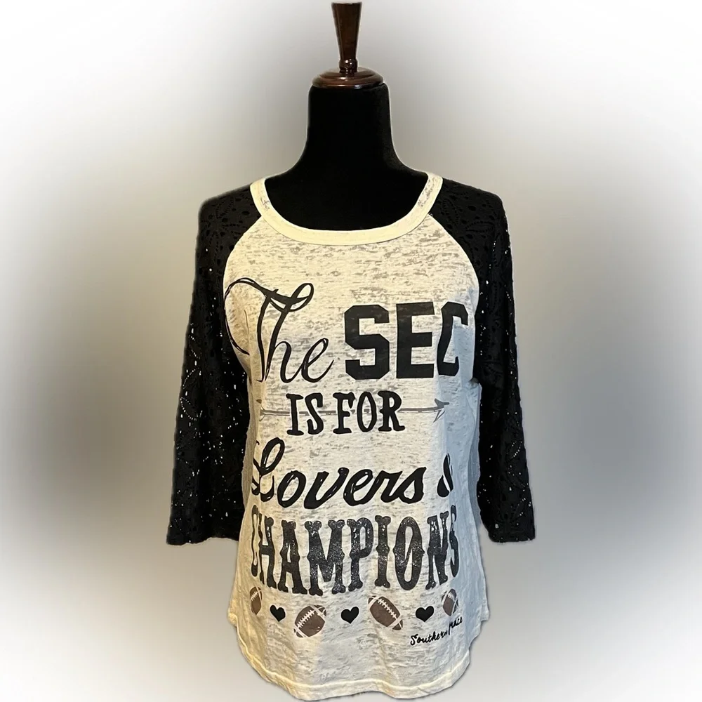 Southern Grace SEC is for Lovers & Champions Graphic Raglan Tee size M - Picture 2 of 15